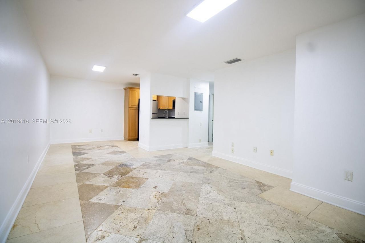 15629 SW 73 , Unit 9-4, Miami, FL 33193 Photo