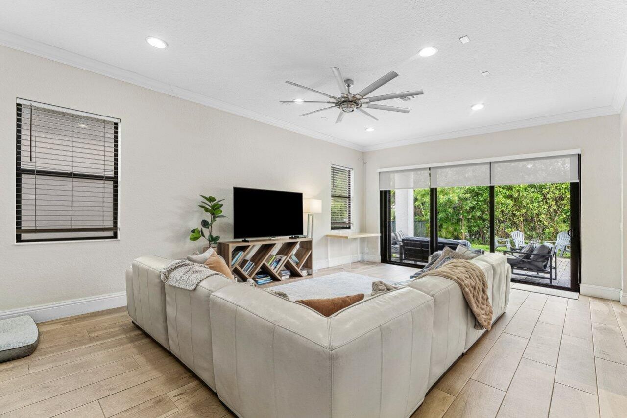 3555 Birague Drive, Wellington, FL 33449 Photo