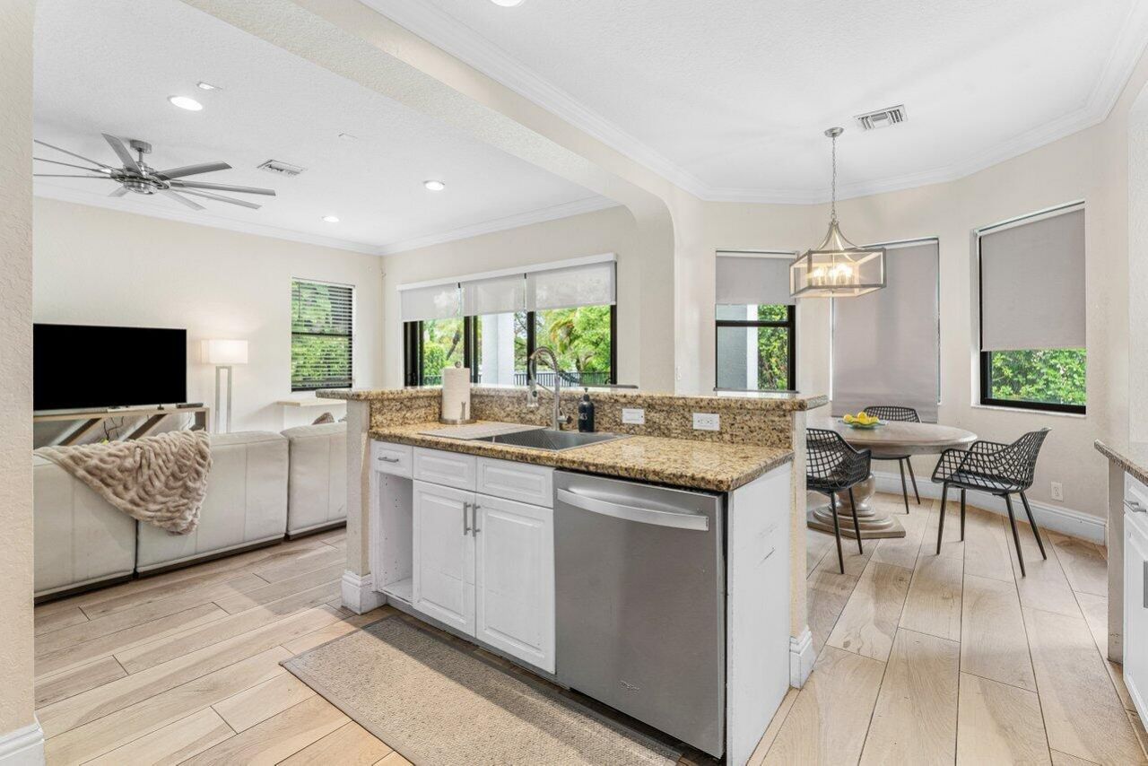 3555 Birague Drive, Wellington, FL 33449 Photo