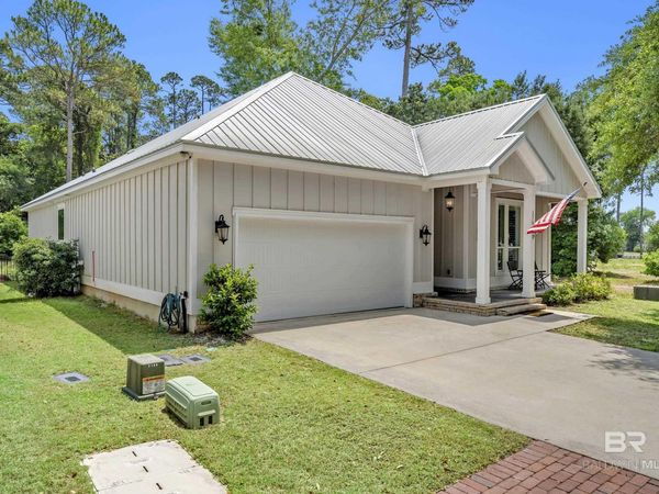 2701 Chastain Street, Gulf Shores, AL 36542