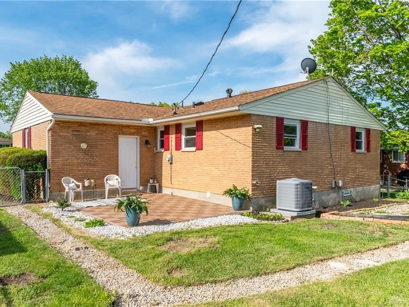 1609 Kathy Lane, Miamisburg, OH 45342 Photo 39