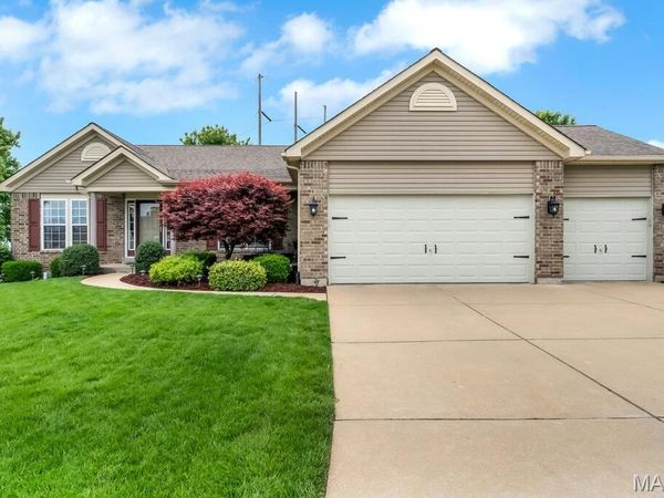 8110 Glen Arbor Drive, Lake St Louis, MO 63367