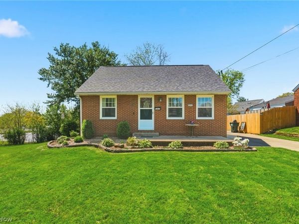 1437 Deville Avenue NW, Canton, OH 44708
