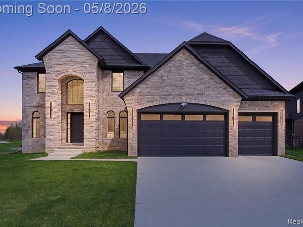 56056 Barnes Court, Macomb Twp, MI 48042