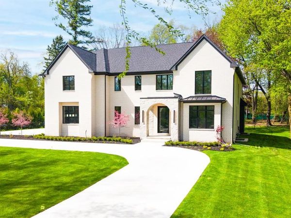 4546 Niagara Lane , Bloomfield Hills, MI 48301