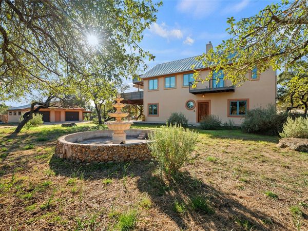 20111 Colby Hill DR, Spicewood, TX 78669