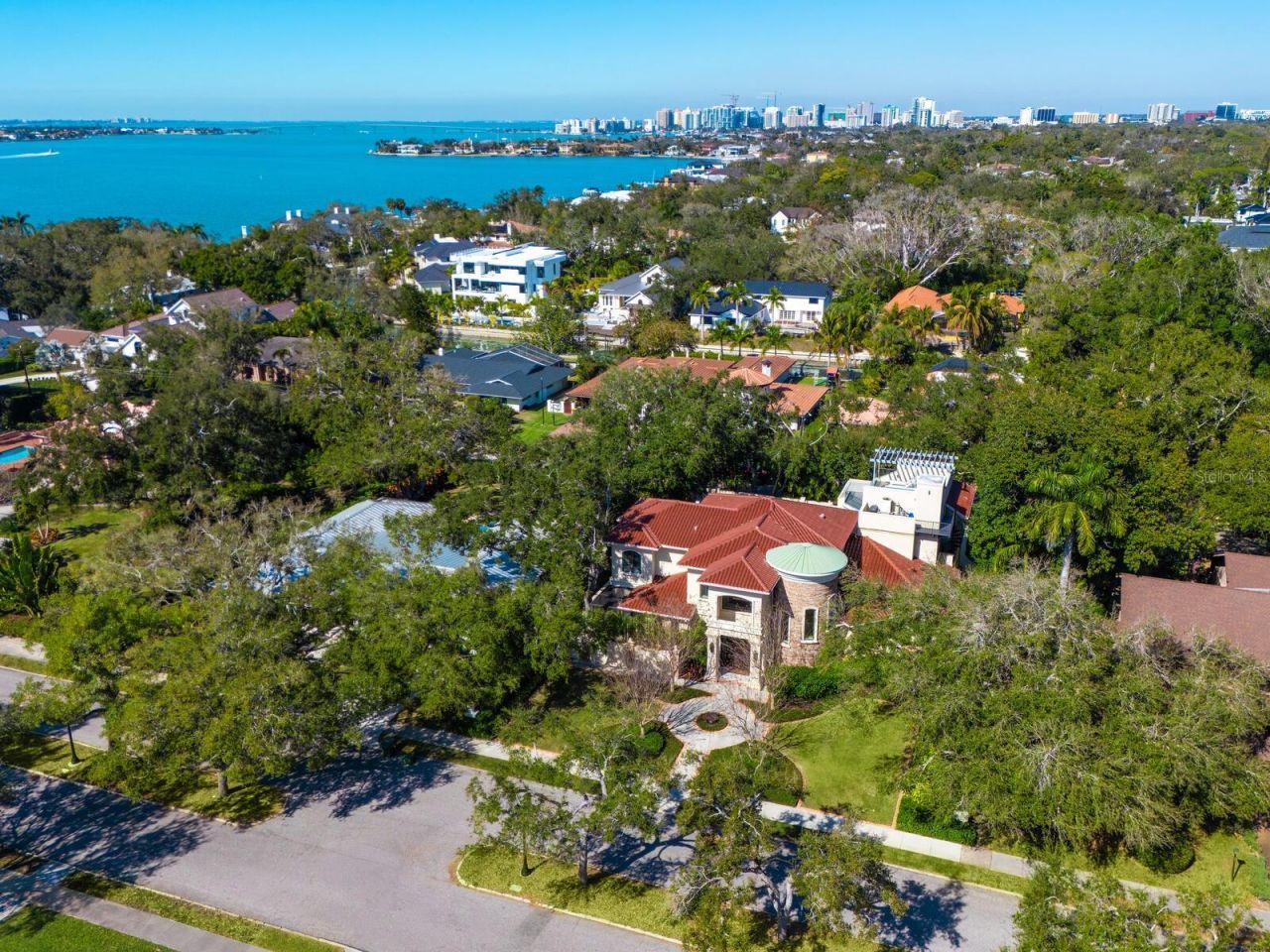1655 South Drive, Sarasota, FL 34239 Photo