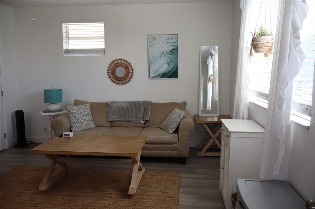 835 E 24th Avenue, Unit 111, New Smyrna Beach, FL 32169 Photo