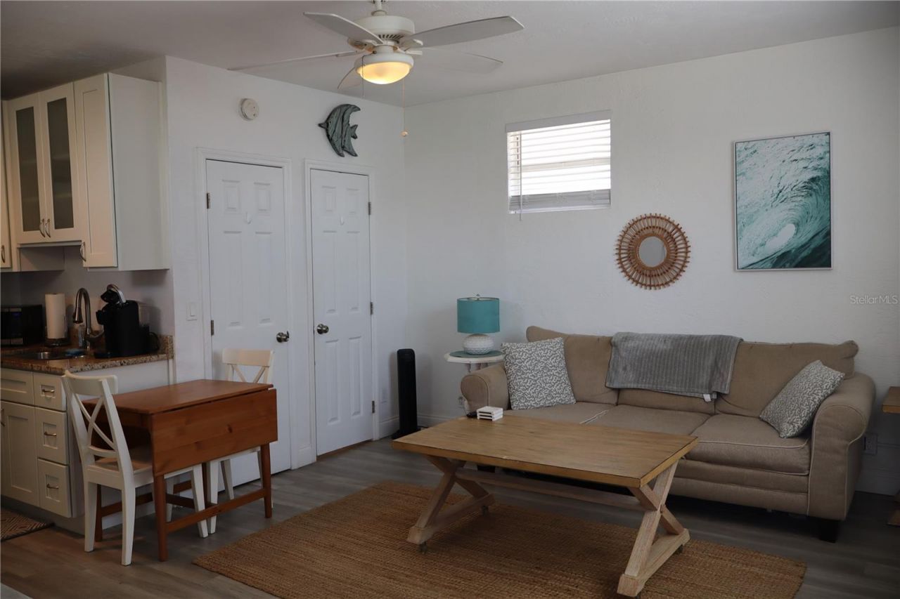 835 E 24th Avenue, Unit 111, New Smyrna Beach, FL 32169 Photo