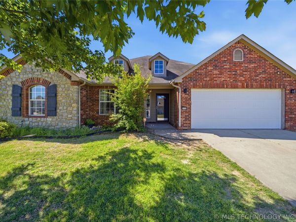 21110 E 40th Street , Broken Arrow, OK 74014