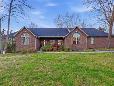 1191 Bridge Hill Road, Lawrenceburg, KY 40342