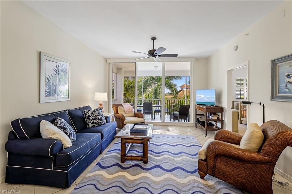 470 Launch Cir , Unit V301, Naples, FL 34108 Photo