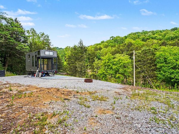 19167 Happy Hollow Rd , Buffalo Valley, TN 38548