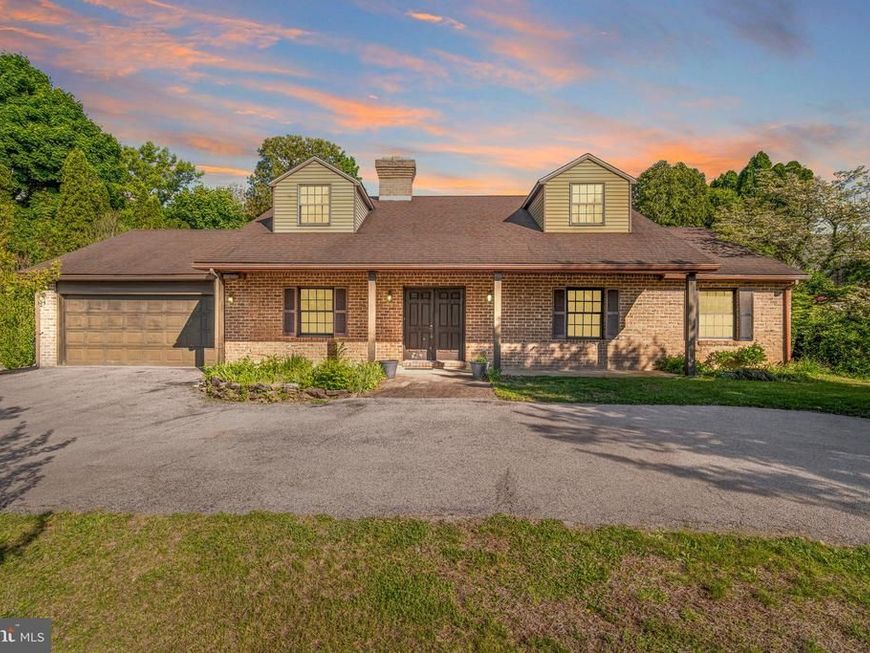 2020 Alcott Road, York, PA 17406 Main Photo