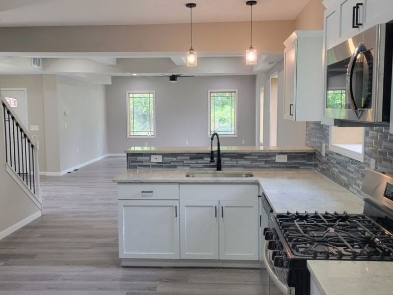2663 W 28th Place , Cleveland, OH 44113 Photo 7