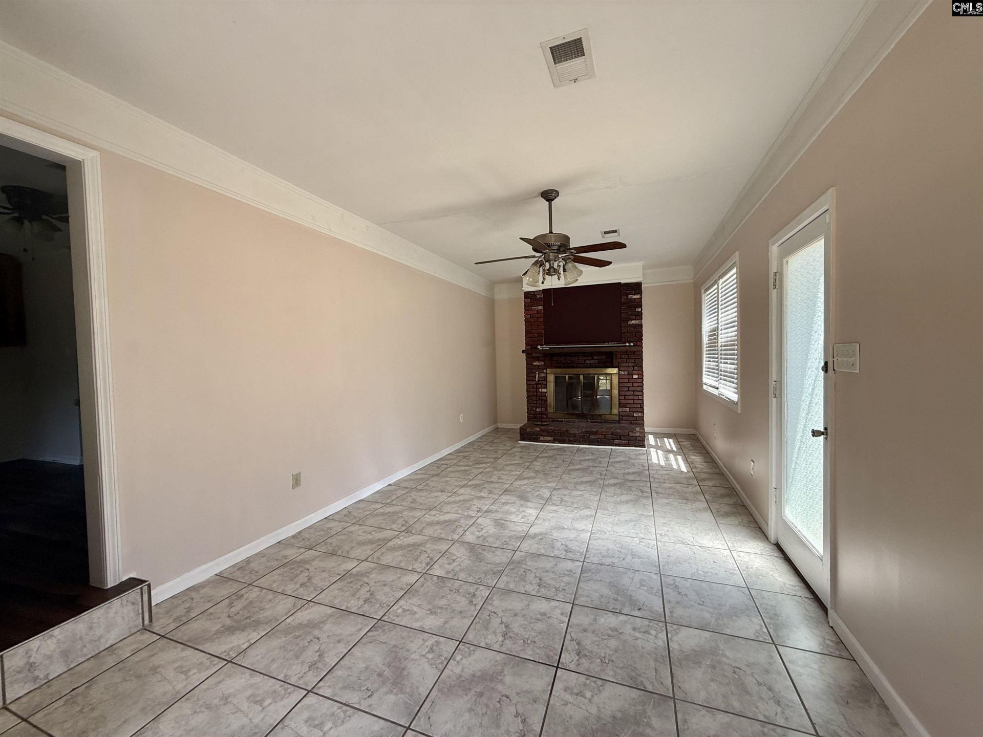 5834 Old Leesburg Road Photo 8