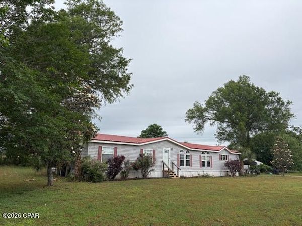 2912 Rock Bottom Drive , Cottondale, FL 32431
