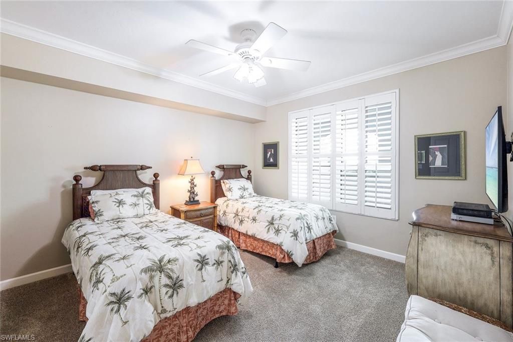325 Dunes Blvd, Unit 406, Naples, FL 34110 Photo