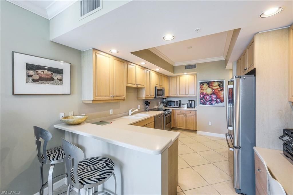 325 Dunes Blvd, Unit 406, Naples, FL 34110 Photo