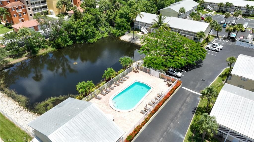 4621 Bayshore Dr, Unit Q3, Naples, FL 34112 Photo
