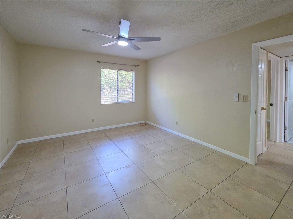 4621 Bayshore Dr, Unit Q3, Naples, FL 34112 Photo