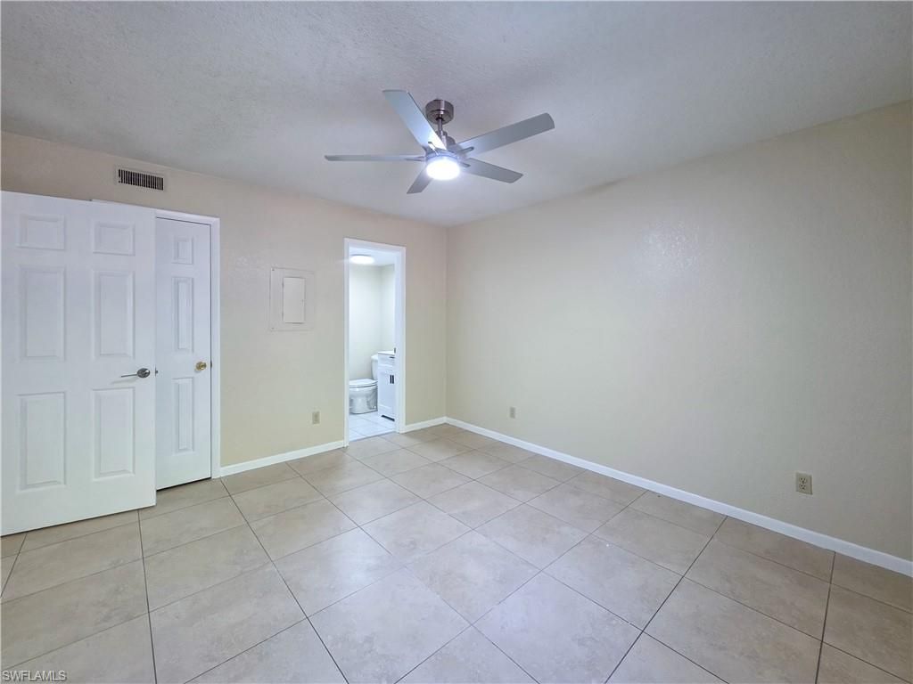 4621 Bayshore Dr, Unit Q3, Naples, FL 34112 Photo