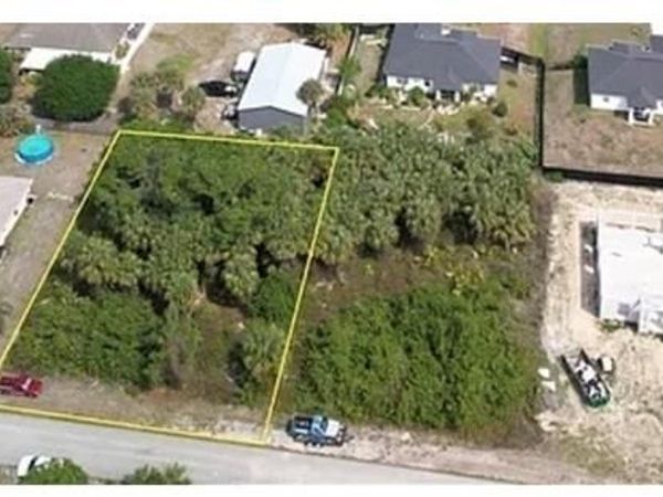 3716 Kessler ST , FORT MYERS, FL 33905