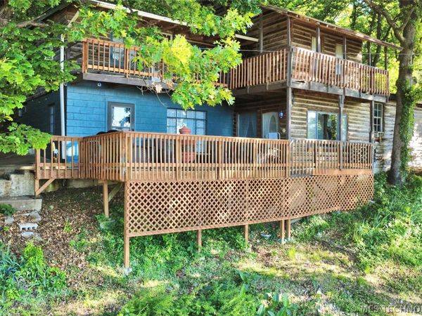 63730 E 240 Road , Wyandotte, OK 74370
