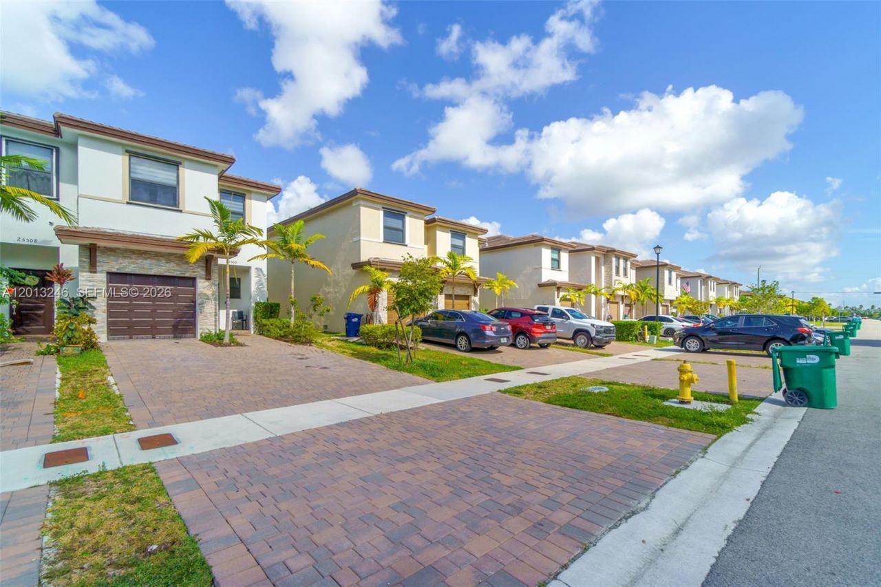 25500 SW 108th Ave , Homestead, FL 33032 Photo