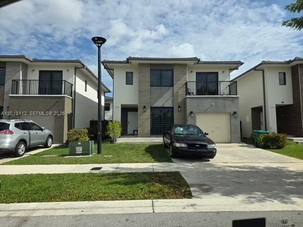 1168 NW 2nd Ln , Florida City, FL 33034
