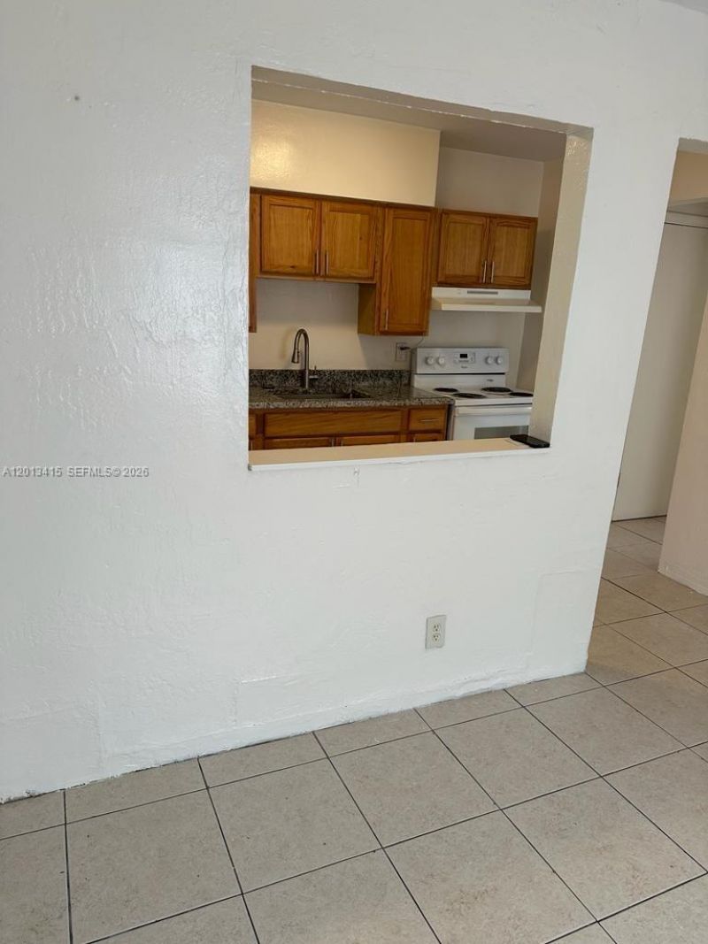 756 NW 5th St, Unit 1S, Hallandale Beach, FL 33009 Photo