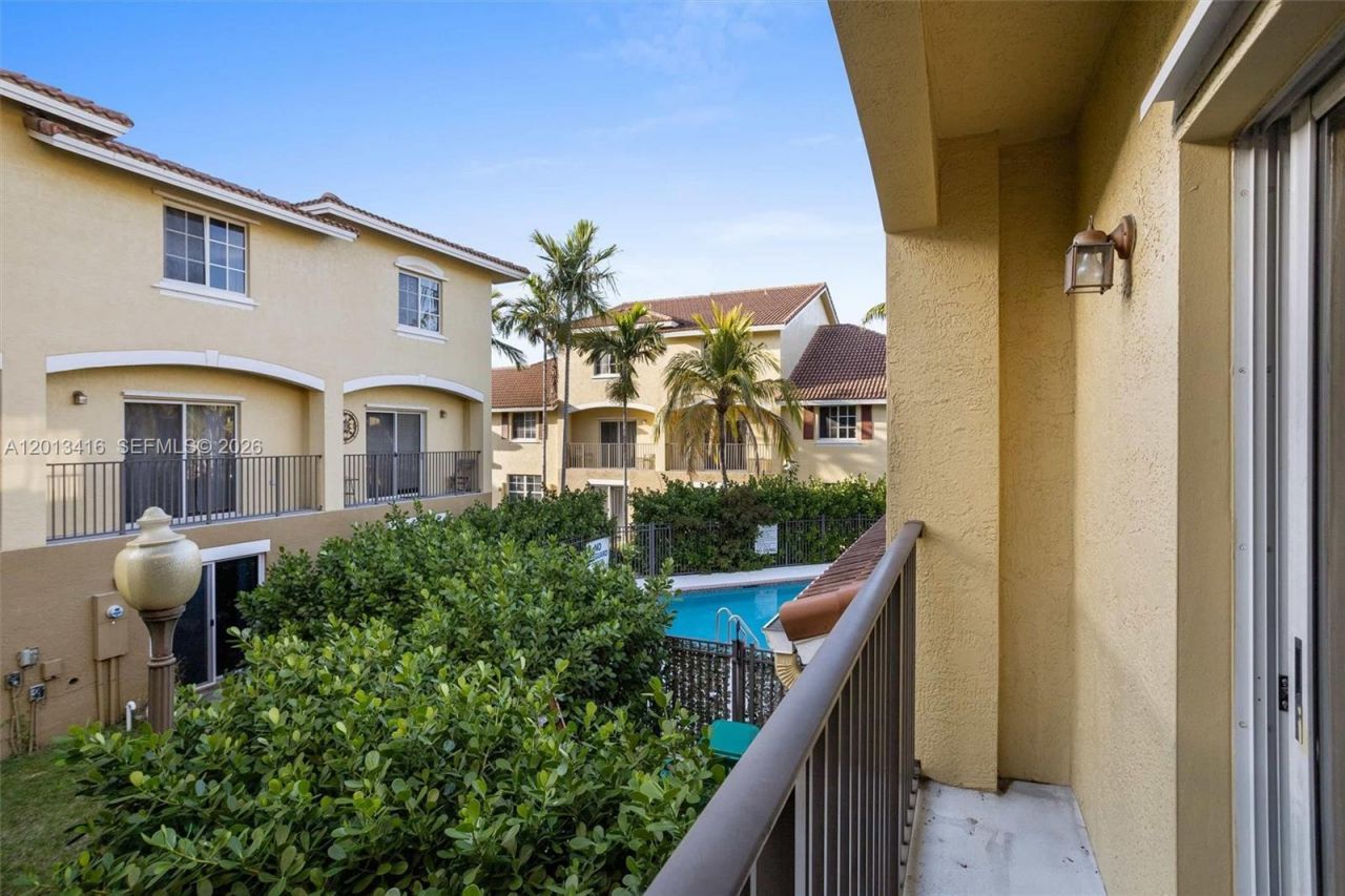 746 NE 90th St , Unit 606, Miami, FL 33138 Photo