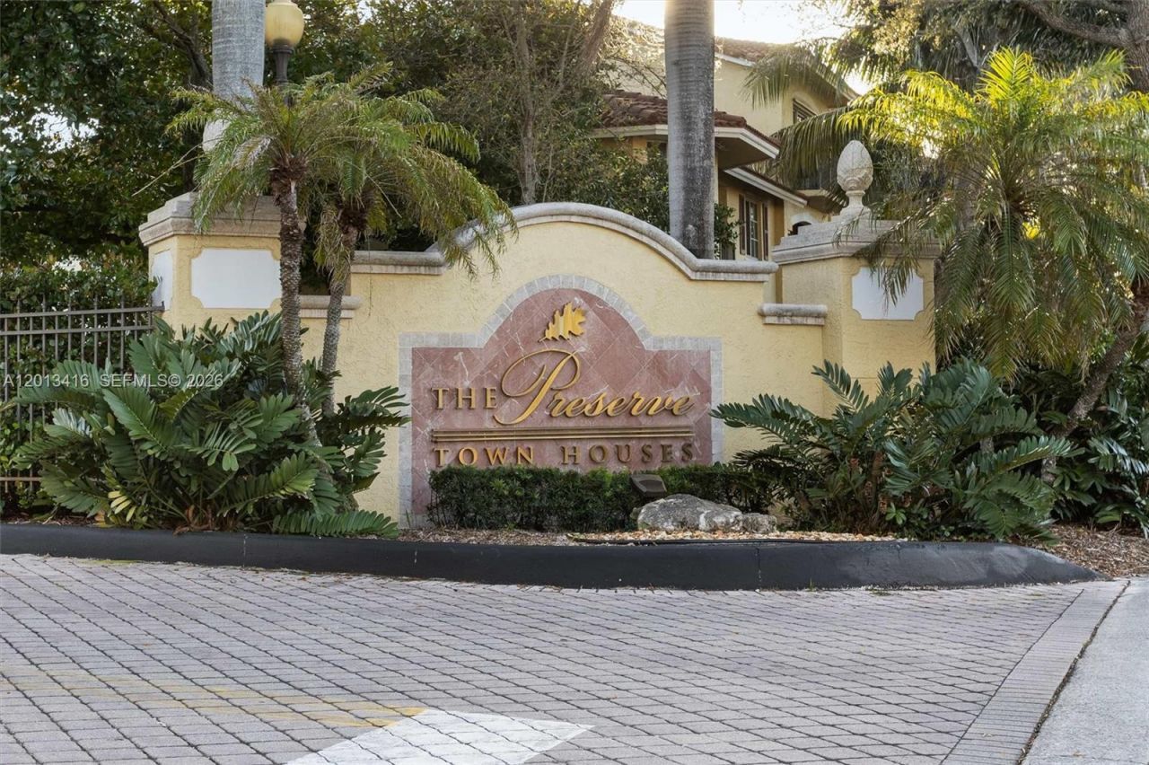 746 NE 90th St , Unit 606, Miami, FL 33138 Photo