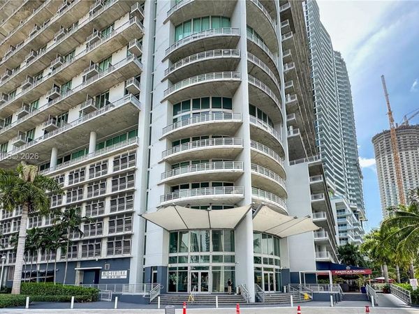 690 SW 1st CT , Unit 1034, Miami, FL 33130