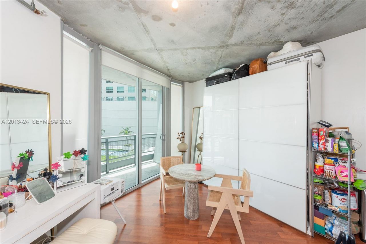 690 SW 1st Ct , Unit 1034, Miami, FL 33130 Photo