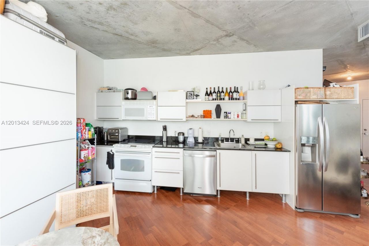 690 SW 1st Ct , Unit 1034, Miami, FL 33130 Photo