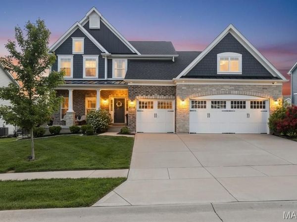 1233 Fienup Lake Drive, Chesterfield, MO 63005