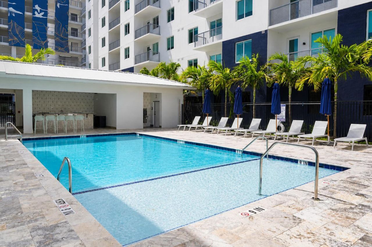 1621 S Dixie Highway, Pompano Beach, FL 33060 Photo