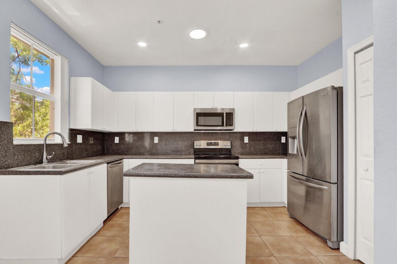 3904 Shoma Drive, Royal Palm Beach, FL 33414 Photo