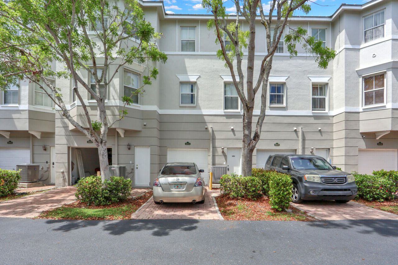3904 Shoma Drive, Royal Palm Beach, FL 33414 Photo