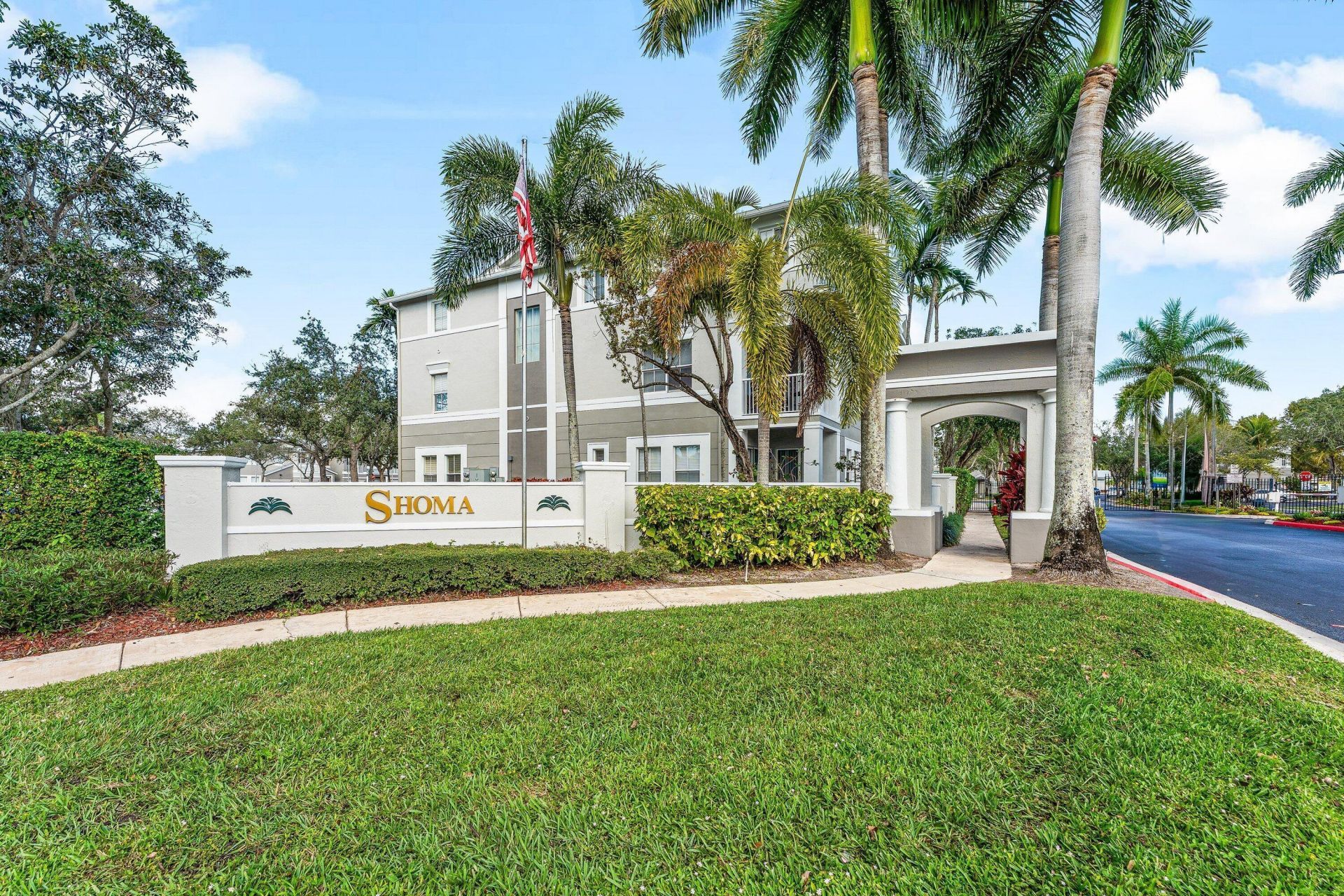 3904 Shoma Drive, Royal Palm Beach, FL 33414 Photo