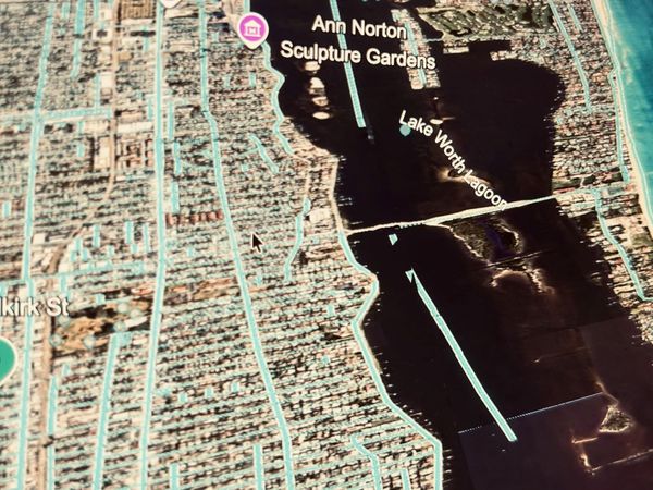 629 Selkirk Street, West Palm Beach, FL 33405