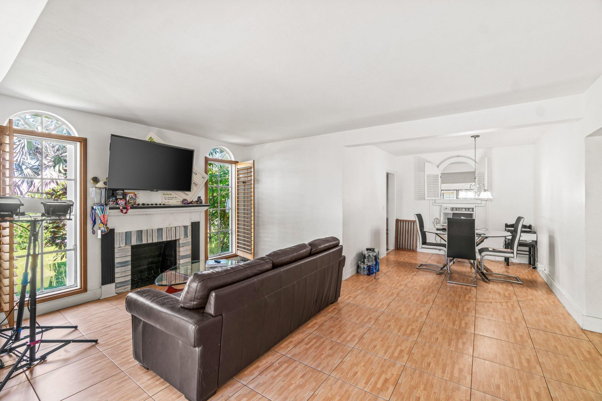629 Selkirk Street, West Palm Beach, FL 33405 Photo