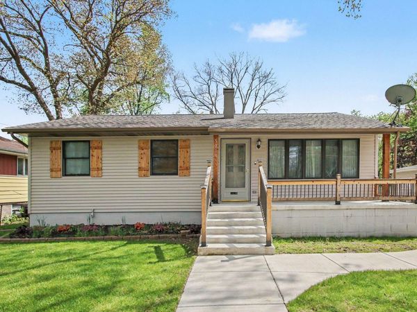 5711 Evergreen Avenue , Portage, IN 46368
