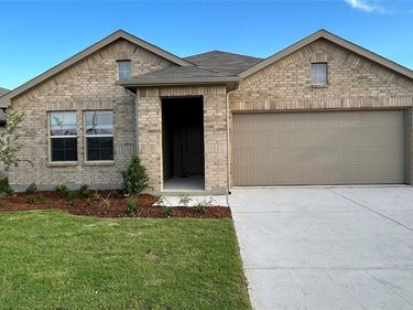 108 Piping Rock Drive, Fort Worth, TX 76131