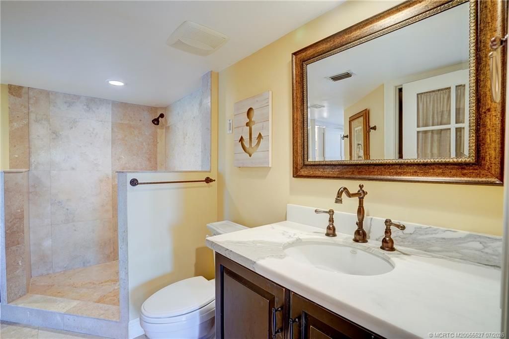 40 NE Plantation Road, Unit 110, Stuart, FL 34996 Photo