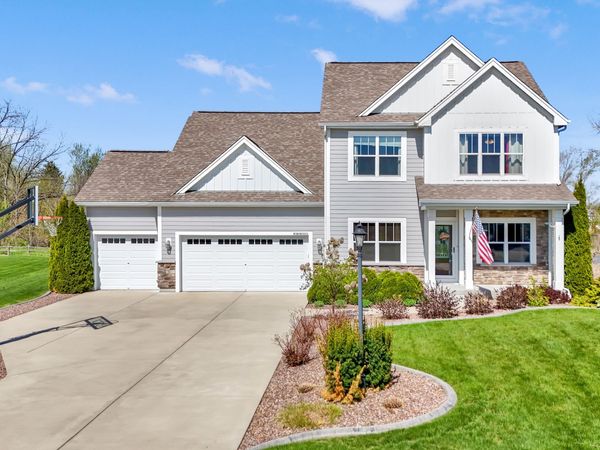 W142S7831 Freedom Ave, Muskego, WI 53150