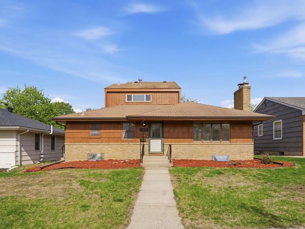 6048 Dupont Avenue S, Minneapolis, MN 55419