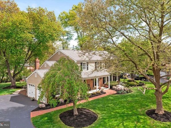18 MELVINA DRIVE, LAWRENCEVILLE, NJ 08648