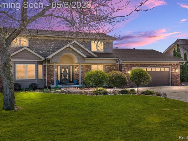 38846 Venetian Drive, Harrison Twp, MI 48045